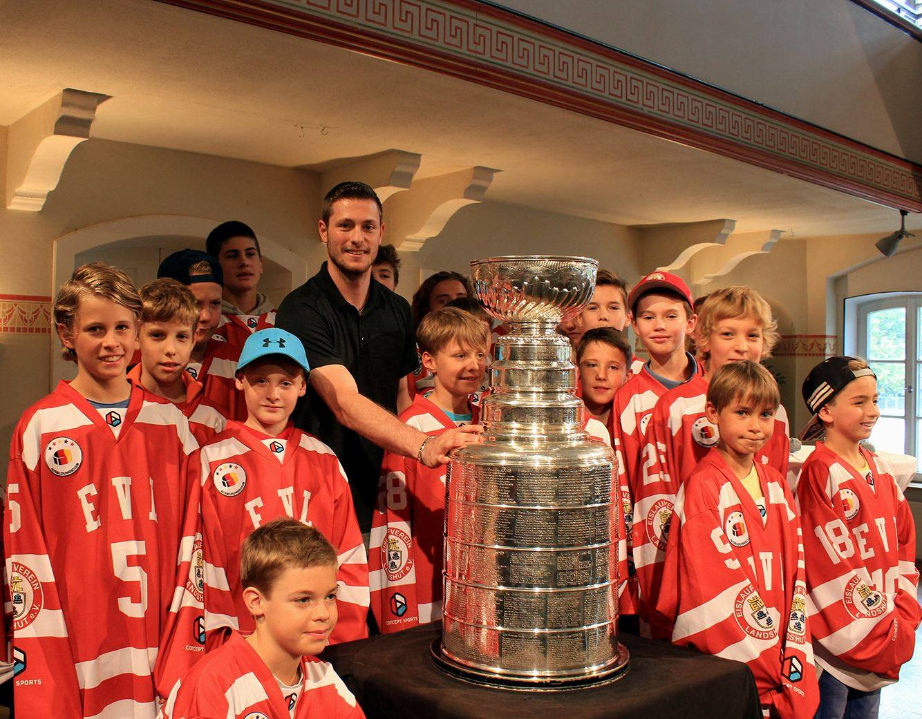 tom kuehnhackl 2017 stanley cup 2017